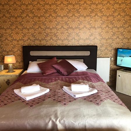 Hotel Irmak Sarajevo Bagian luar foto