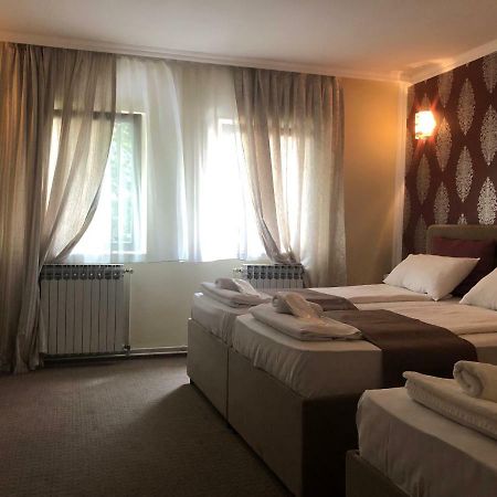 Hotel Irmak Sarajevo Bagian luar foto