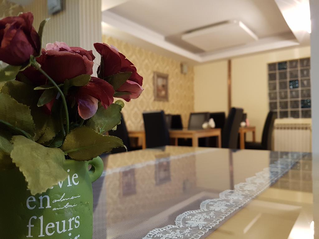Hotel Irmak Sarajevo Bagian luar foto