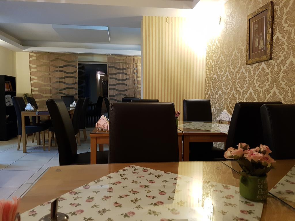 Hotel Irmak Sarajevo Bagian luar foto