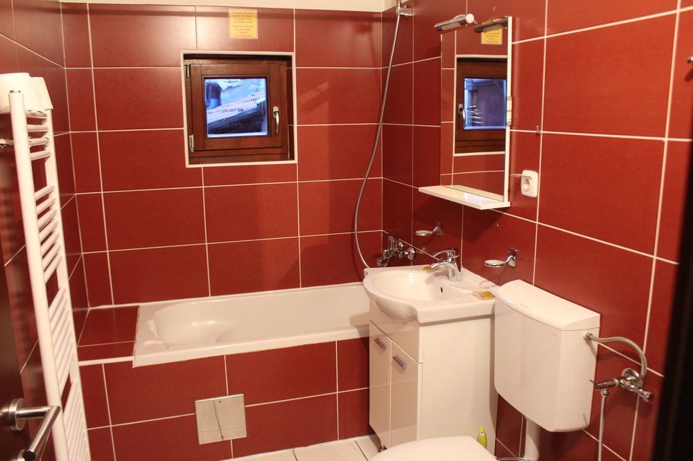 Hotel Irmak Sarajevo Bagian luar foto